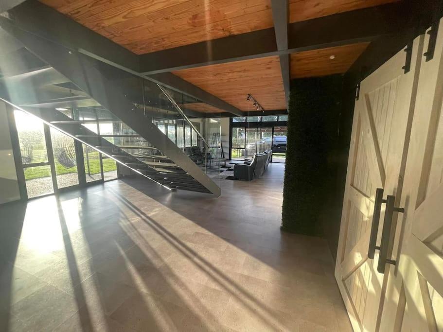 The Clubhouse Villa Hamilton Buitenkant foto